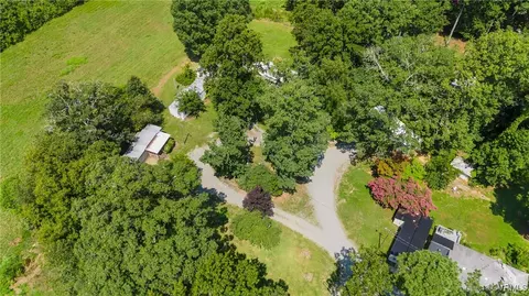 5151 Halifax Rd, Halifax, VA 24558
