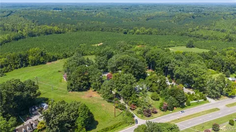 View/Area - 5151 Halifax Rd, Halifax, VA 24558 photo 3 of 4