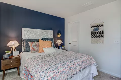 Bedroom - 219 Poplar Forest Ct, Aylett, VA 23009 photo 7 of 9