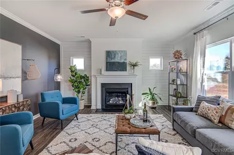 Living - 219 Poplar Forest Ct, Aylett, VA 23009 photo 2 of 3