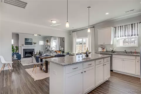 Kitchen - 219 Poplar Forest Ct, Aylett, VA 23009 photo 2 of 5