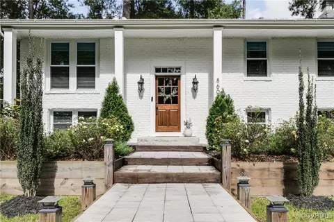 8608 Dwayne Ln, North Chesterfield, VA 23235
