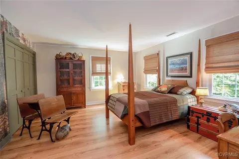 8532 Goddin Rd, Ashland, VA 23005