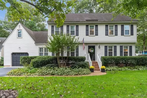 13005 Walton Bluff Ct, Midlothian, VA 23114