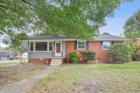 606 Terrace Ave, Hopewell, VA 23860
