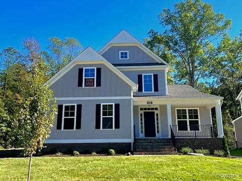 3813 Tuckmar Pond Dr, Moseley, VA 23120