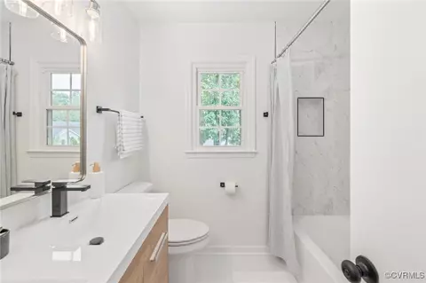 Bath - 4005 Echo Ridge Pl, Midlothian, VA 23112 photo 7 of 9