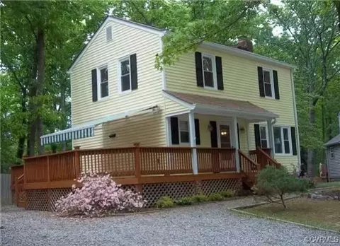 10304 Redbridge Ct, North Chesterfield, VA 23236