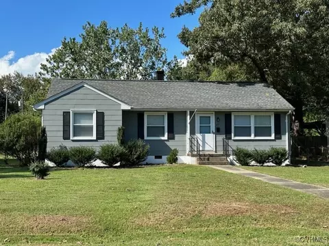 407 Huger Dr, Sandston, VA 23150