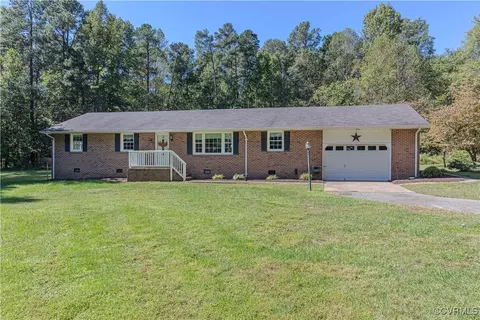22517 Cox Rd, North Dinwiddie, VA 23803