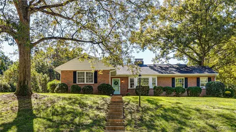 8431 Chelmford Rd, North Chesterfield, VA 23235