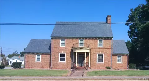 126 W End Blvd, Emporia, VA 23847