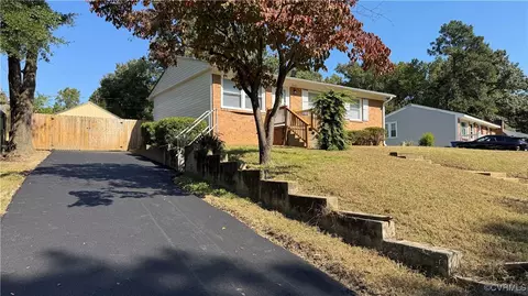 3048 Kenova Dr, North Chesterfield, VA 23237