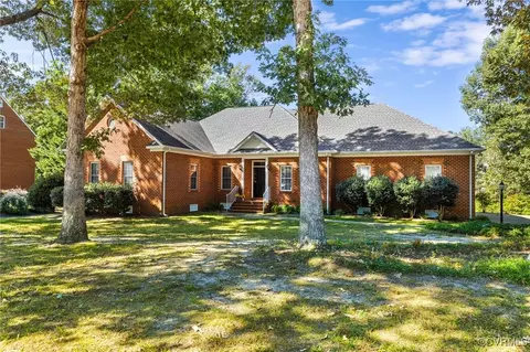 10708 Kriserin Cir, Chester, VA 23831