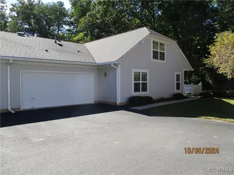 3232 Stone Manor Cir, Chester, VA 23831