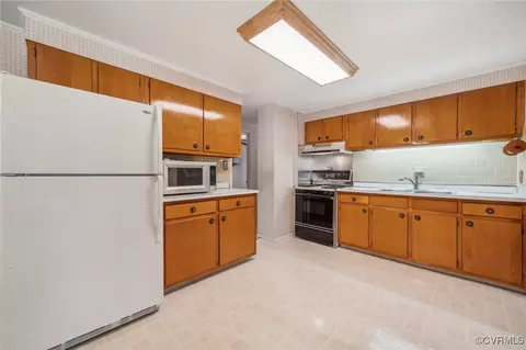 1409 Seward Dr, Hampton, VA 23663 photo 11