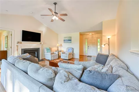 82 Heather Dr, Bumpass, VA 23024 photo 7