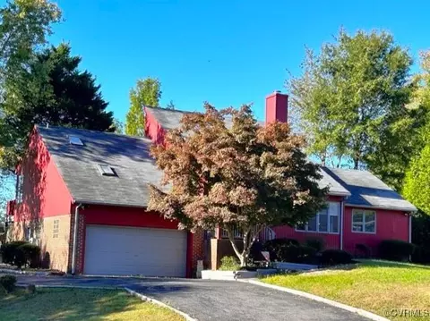 1804 Timberline Dr, Farmville, VA 23901