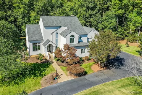 2257 Wheatlands Dr, Manakin Sabot, VA 23103