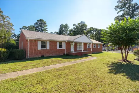 4615 Perdue St, Chester, VA 23831 photo 3