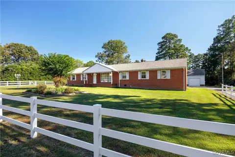 4615 Perdue St, Chester, VA 23831 photo 6