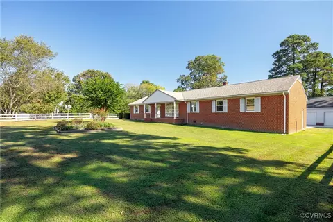 4615 Perdue St, Chester, VA 23831 photo 7