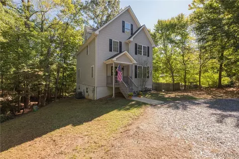 38 Xebec Rd, Palmyra, VA 22963 photo 2