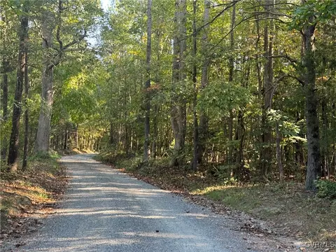 0 Clarke Rd, Lanexa, VA 23089