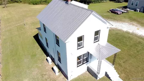 110 Knott Hill St, Burkeville, VA 23922