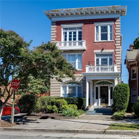 2042 W Grace St #U3, Richmond, VA 23220