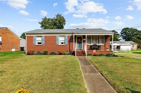 110 Sadler Ave, Colonial Heights, VA 23834