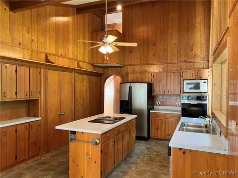 404 Wading Creek Rd, Dutton, VA 23050 photo 11