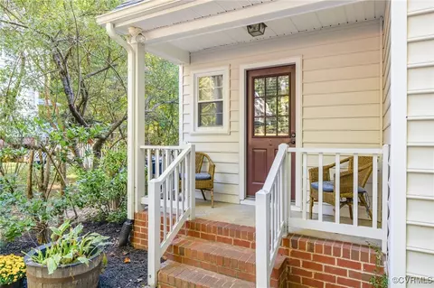 Exterior - 5823 Mill Spring Rd, Midlothian, VA 23112 photo 5 of 16