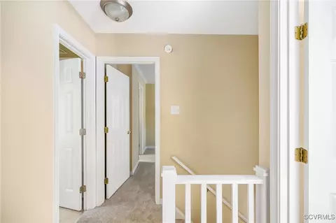 Entry Way - 5823 Mill Spring Rd, Midlothian, VA 23112 photo 6 of 6