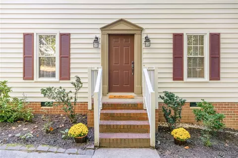 Exterior - 5823 Mill Spring Rd, Midlothian, VA 23112 photo 3 of 16