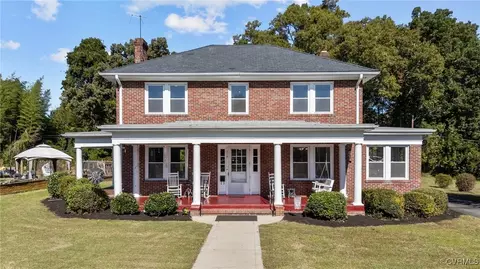 119 Gatewood Ave, Crewe, VA 23930