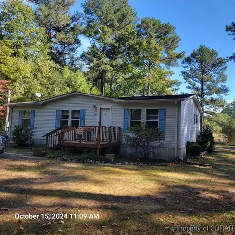 2392 Starvation Rd, Gloucester, VA 23061