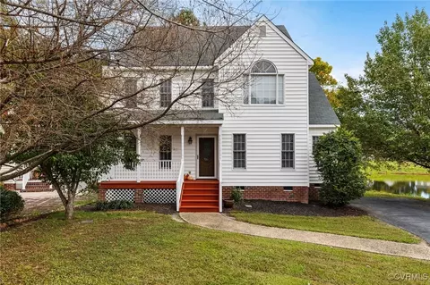 13613 Village Ridge Dr, Midlothian, VA 23114