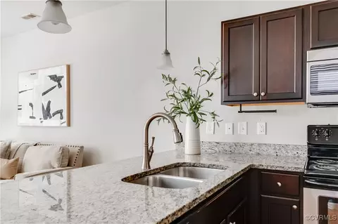 2104 E Broad St, Richmond, VA 23223 photo 9