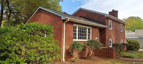 2900 Garrett St, Richmond, VA 23221