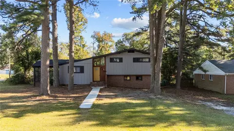 2005 Colston St, Petersburg, VA 23805