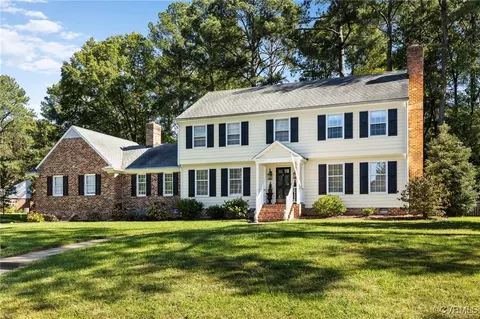 1519 Hearthglow Ln, Henrico, VA 23238
