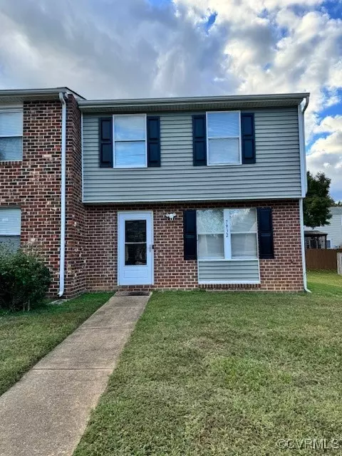 7932 Clovertree Ct, North Chesterfield, VA 23235