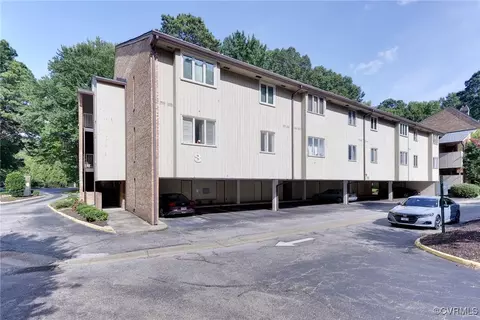 376 Merrimac Trl #322, Williamsburg, VA 23185