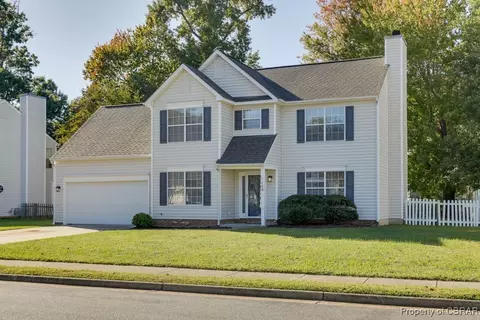 106 Bellgrade Dr, Hampton, VA 23666 photo 3
