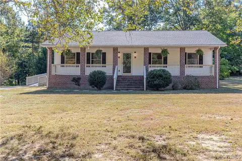 492 Tanglewood Dr, Bracey, VA 23919
