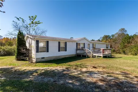 214 Edge Hill Dr, Cumberland, VA 23040