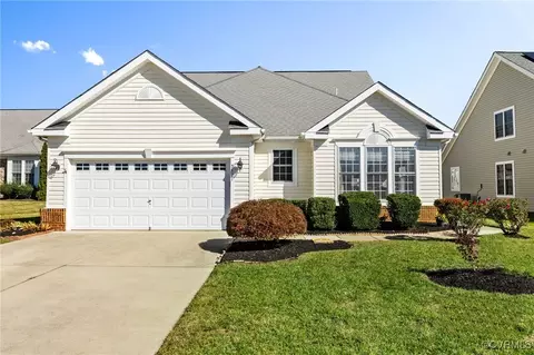 5721 W Kesslers Xing, Fredericksburg, VA 22407