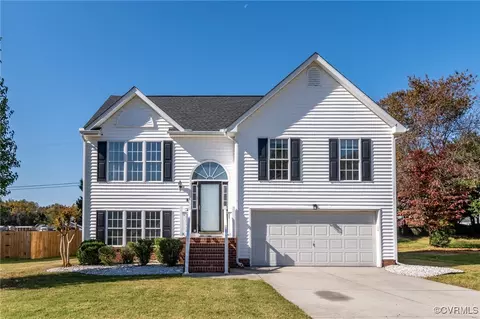 416 Kings Reach Rd, Richmond, VA 23223