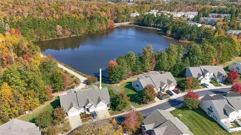 15124 Watermill Lake Trl, Midlothian, VA 23112